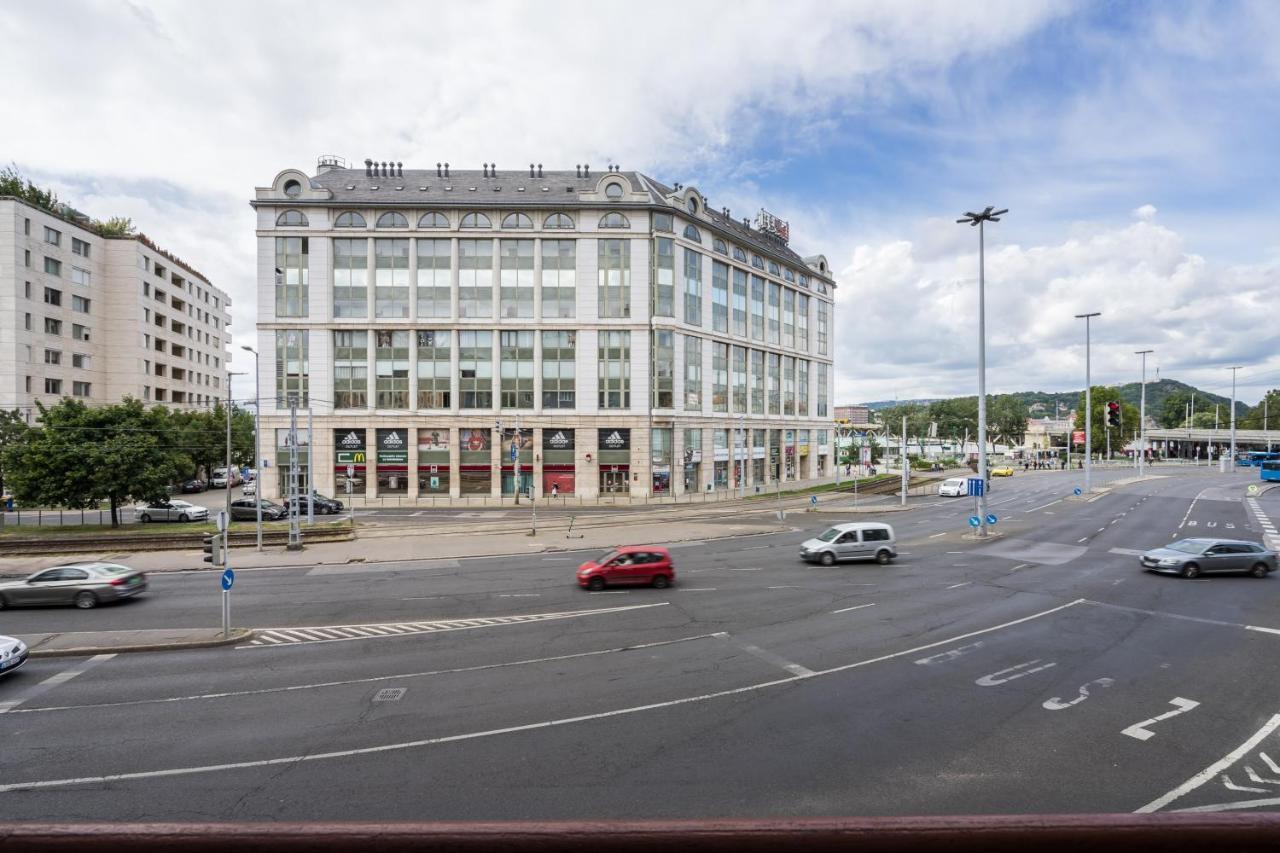 Bpr Ethereal Panoramic Suite With A/C & Balcony Budapest Esterno foto