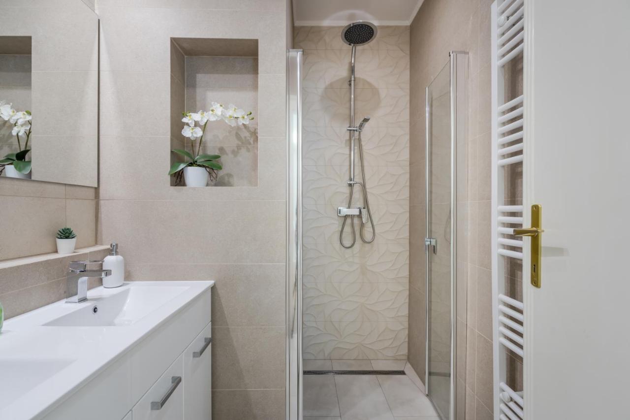 Bpr Ethereal Panoramic Suite With A/C & Balcony Budapest Esterno foto